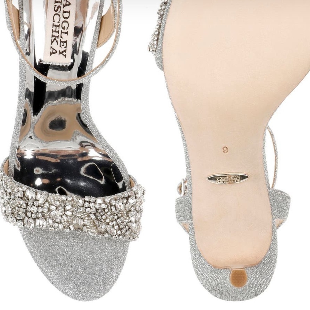 Badgley Mischka
Collection
Jen Ankle Strap Sandal - Picture 6 of 13